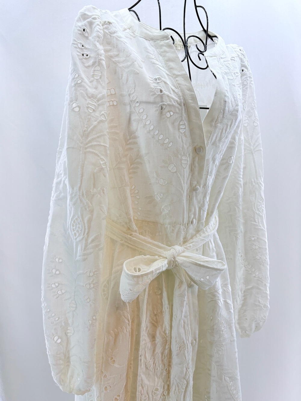 NEW Marie Oliver Ivory Oyster Eyelet Hannon Long Sleeve Maxi Dress Size 6 - Picture 4 of 12